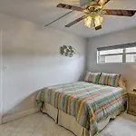 The Palms Cocoa Beach Condo Walk To Beach!