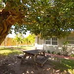 Tahitian Cottage - Heated Pool Walk To The Beach