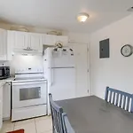 Cute Apt With Backyard And Grill - Steps To Cocoa Beach