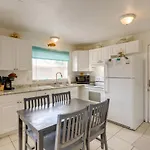 Cute Apt With Backyard And Grill - Steps To Cocoa Beach