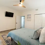 Luxury 2Bd 2Bth Condo 5