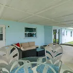 Pet-Friendly Cocoa Beach Home Walk To Beach!