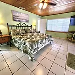 Large Oceanfront Property Wpool 8Br Sleeps 24