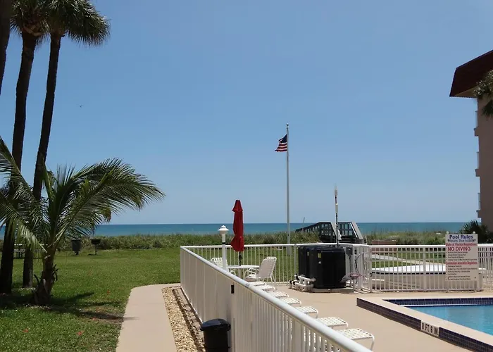 Spanish Main Unit 4- Direct Oceanfront Condo!