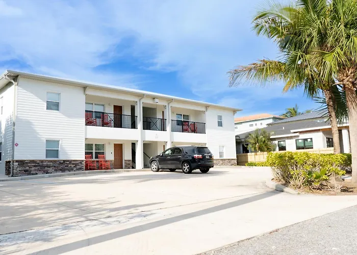 Luxury 2Bd 2Bth Condo 5