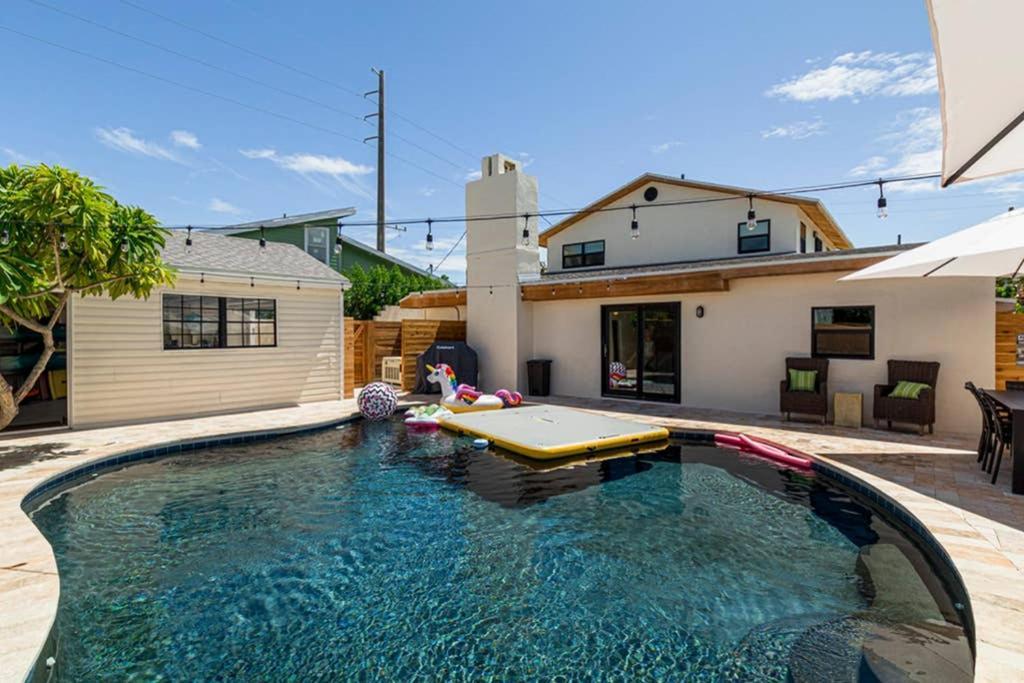 Endless Summer Villa *