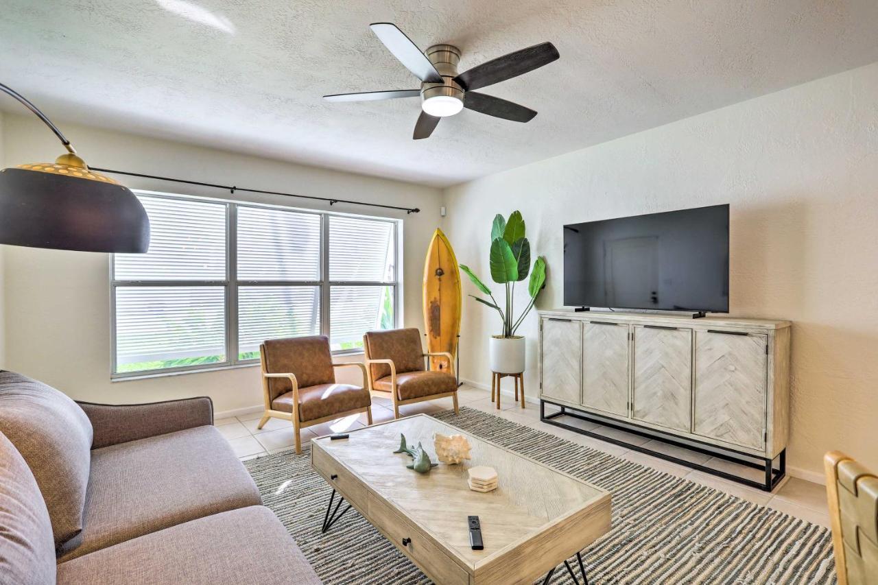 Cute And Cozy Florida Duplex Walk To Beaches! Holiday home *