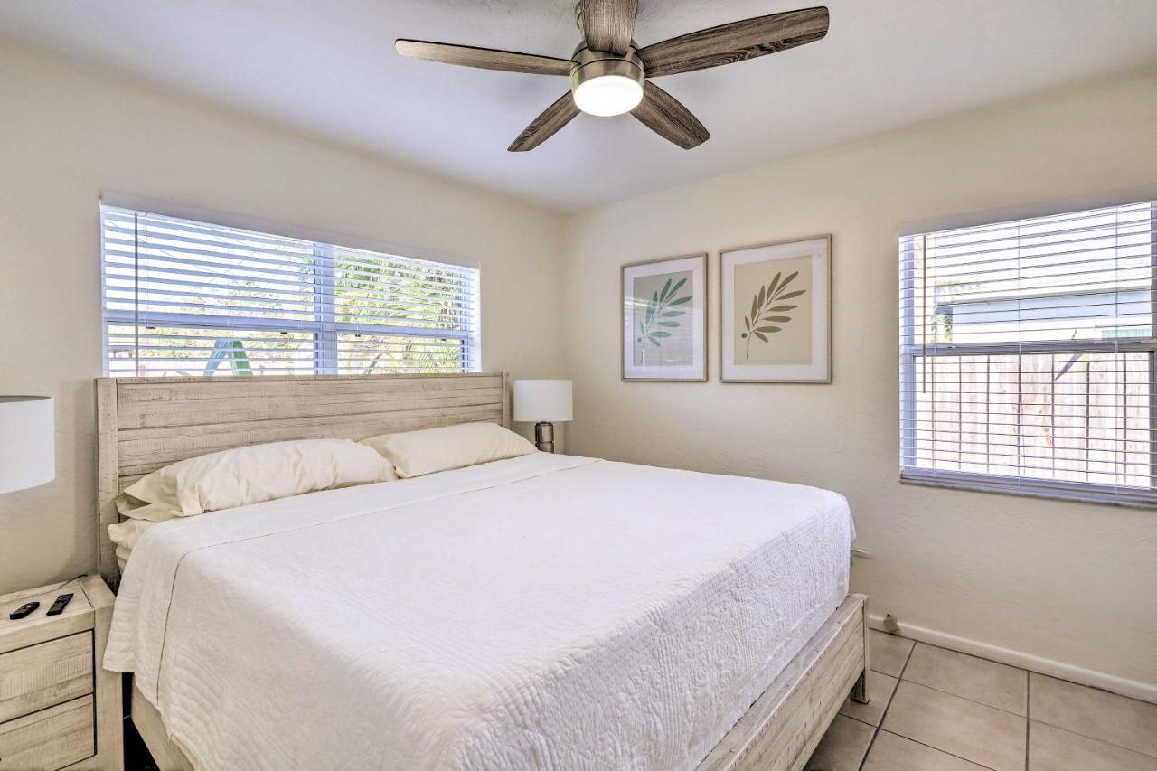 Cute And Cozy Florida Duplex Walk To Beaches! Holiday home *