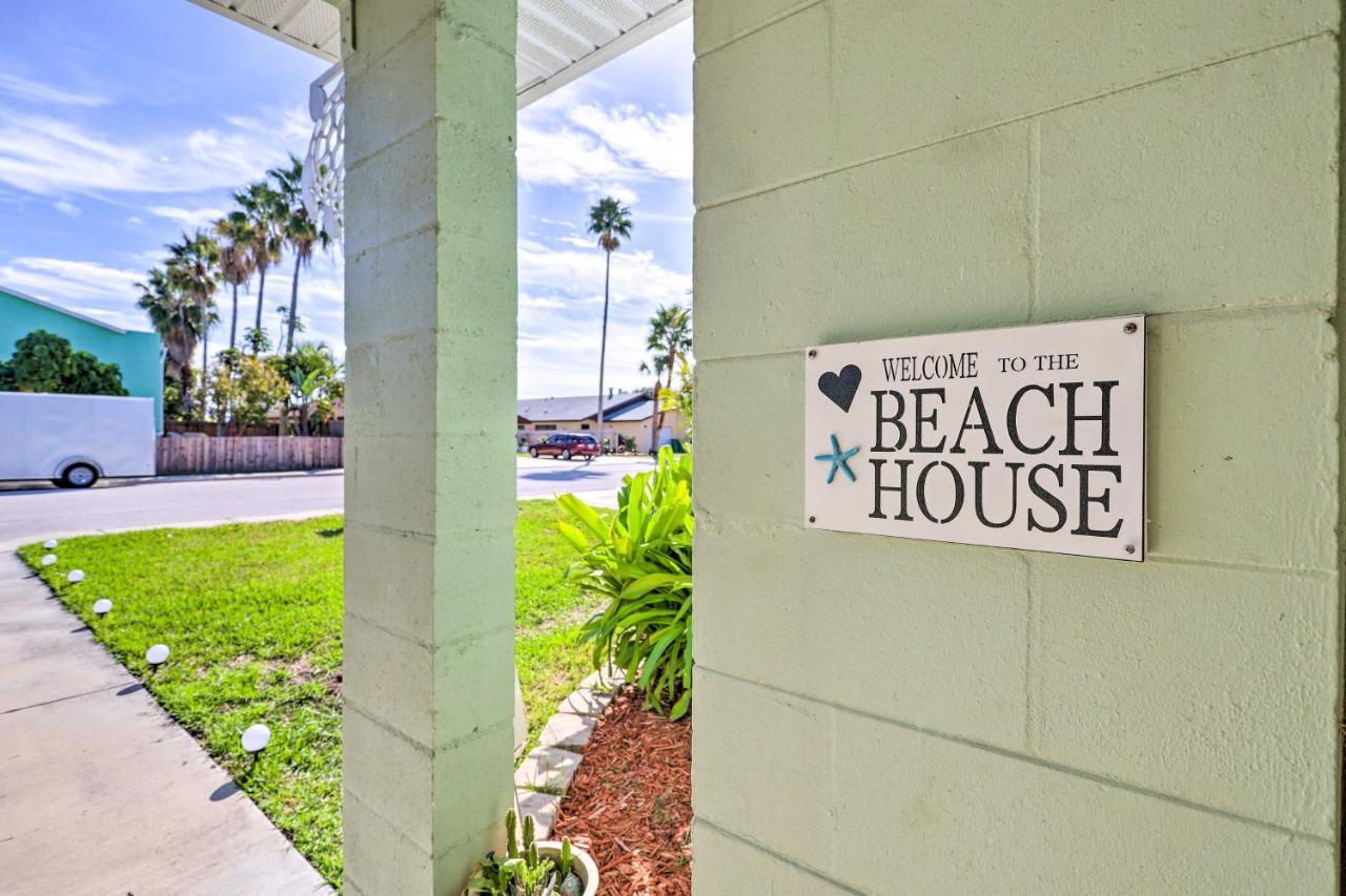 Cute And Cozy Florida Duplex Walk To Beaches! Cocoa Beach