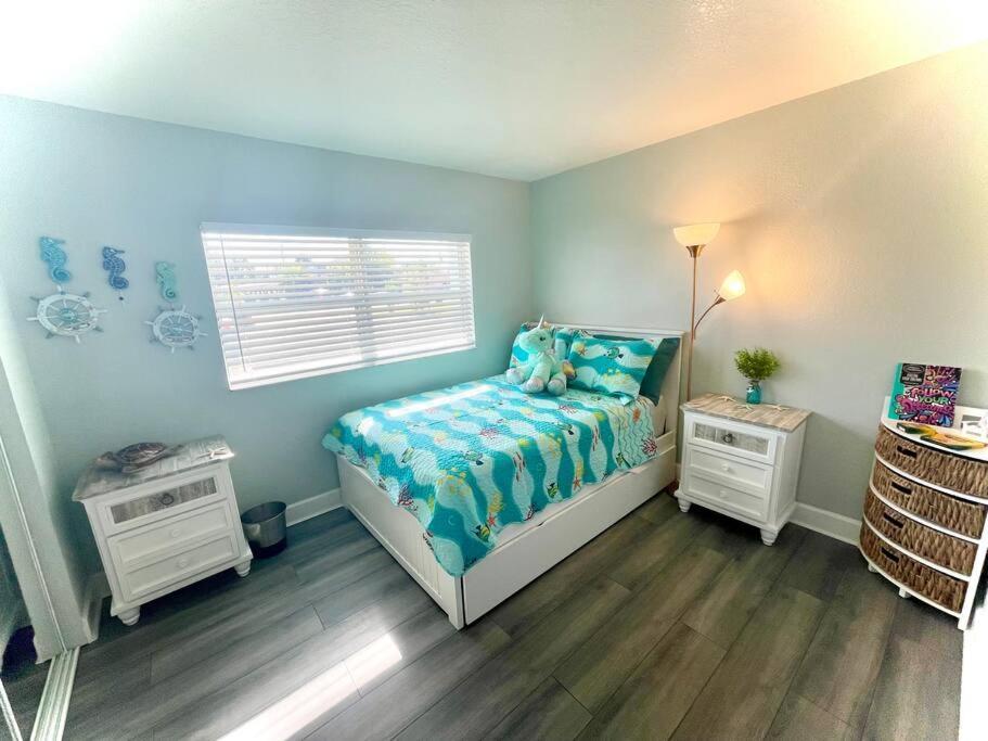 Sparkling 2bed 1bath - Unit 214 *