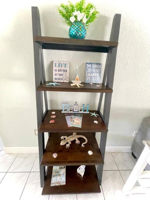Holiday home Sparkling 2bed 1bath - Unit 214 *