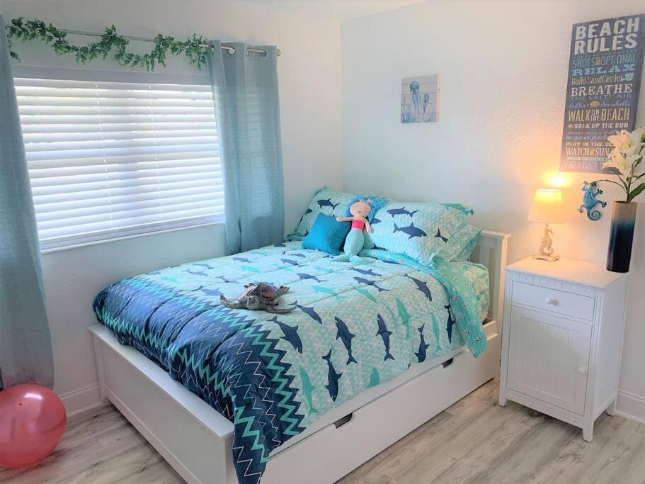 Bright And Beachy 2bed 1bath - Unit 210