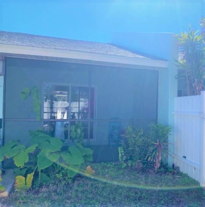 Sparkling 2bed 1bath - Unit 214 * Cocoa Beach