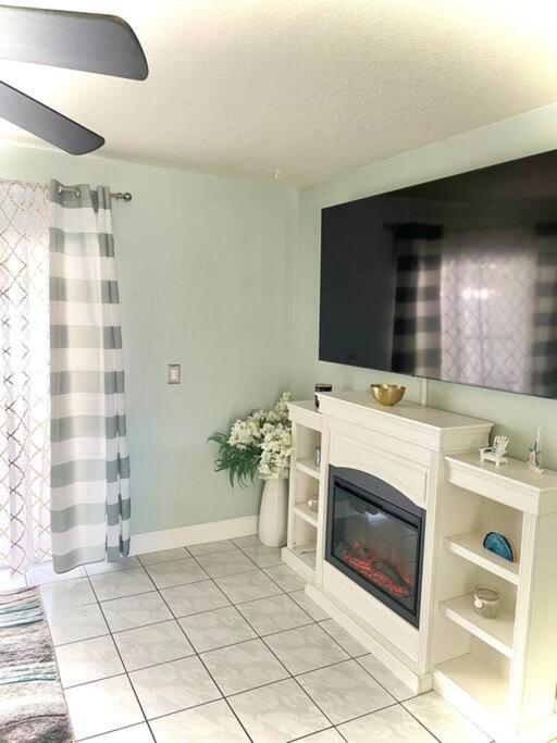 Sparkling 2bed 1bath - Unit 214 Cocoa Beach