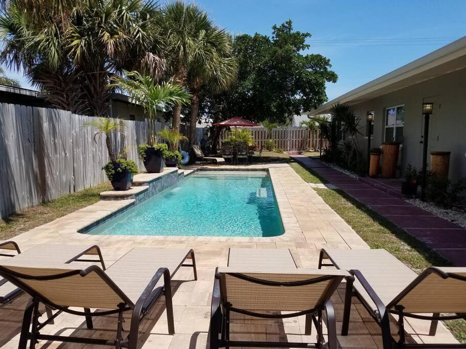 Bahamian - Heated Pool Walk To The * Cocoa Beach