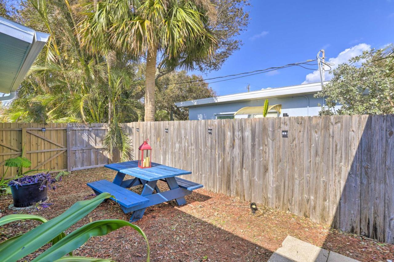 Cute And Cozy Florida Duplex Walk To Beaches! *