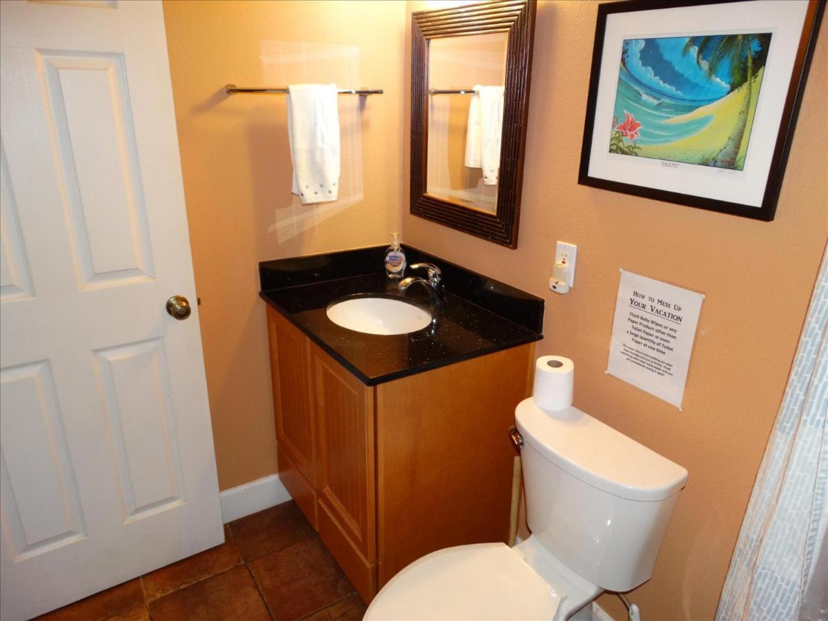 Quiet Vista Del Mar 2 Bedroom Beachfront Holiday home