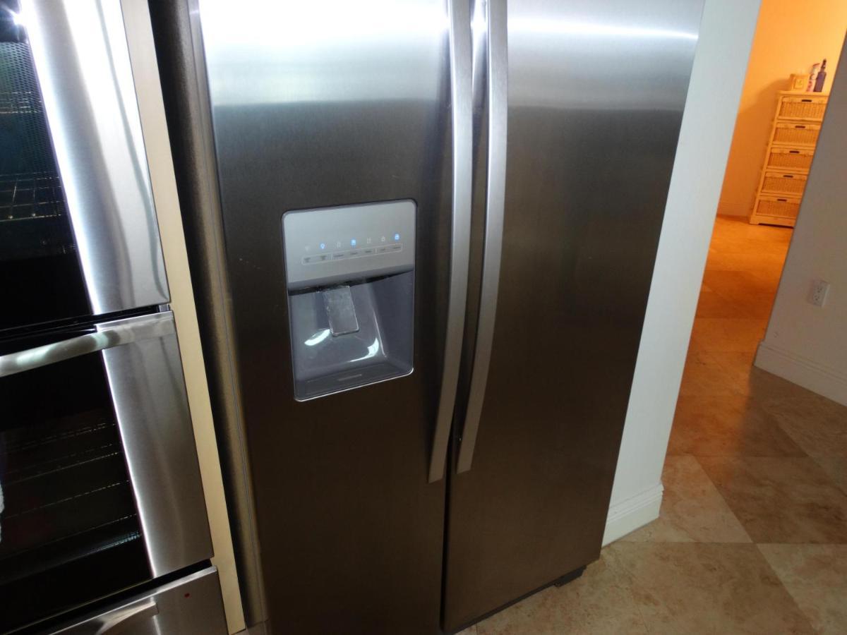 3800 Ocean Blvd Luxury 501- Direct Oceanfront Condo! *