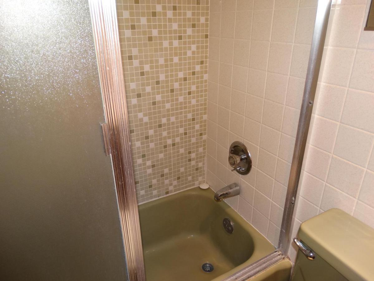 Spanish Main Unit 4- Direct Oceanfront Condo! Holiday home Cocoa Beach