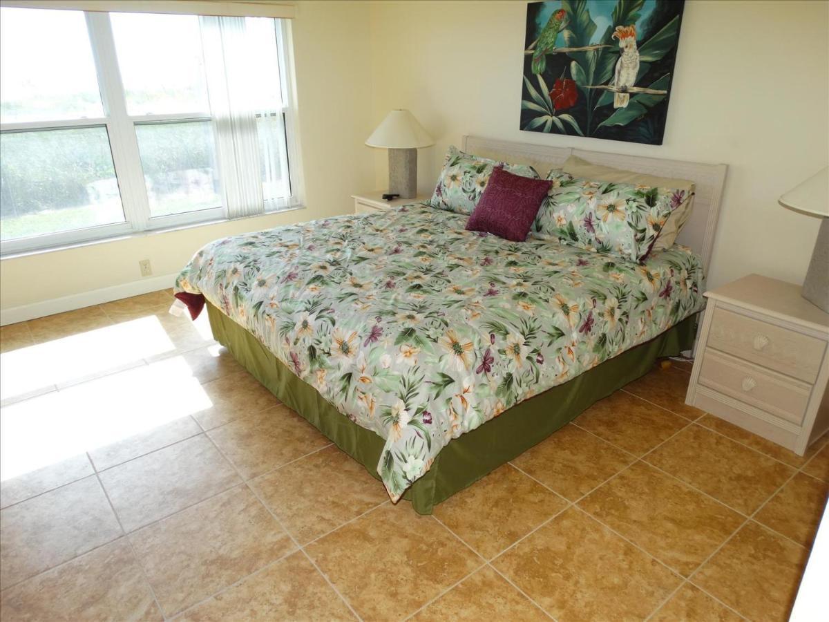 Spanish Main Unit 1- Direct Oceanfront Condo! Cocoa Beach