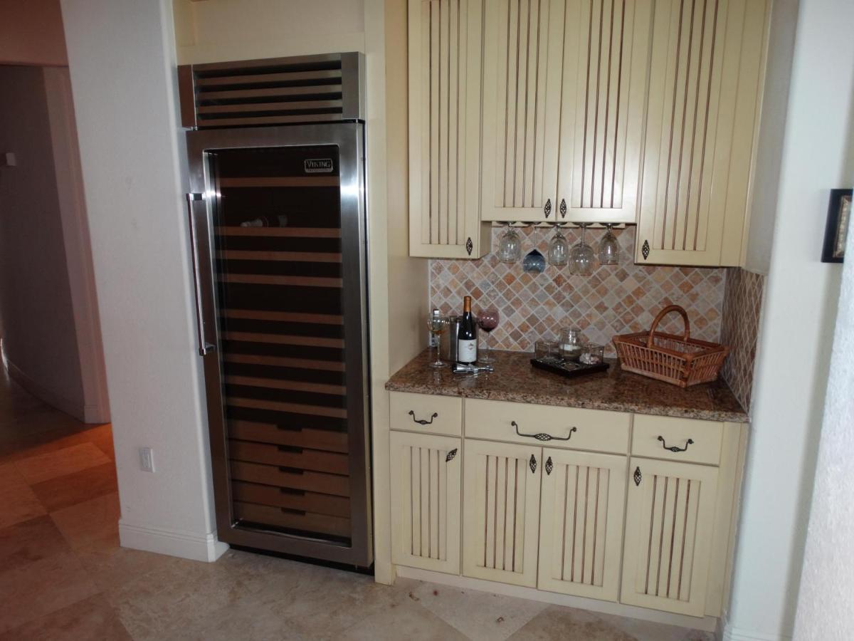 Holiday home 3800 Ocean Blvd Luxury 501- Direct Oceanfront Condo! Cocoa Beach