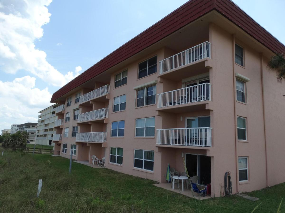 Holiday home Spanish Main Unit 4- Direct Oceanfront Condo! *