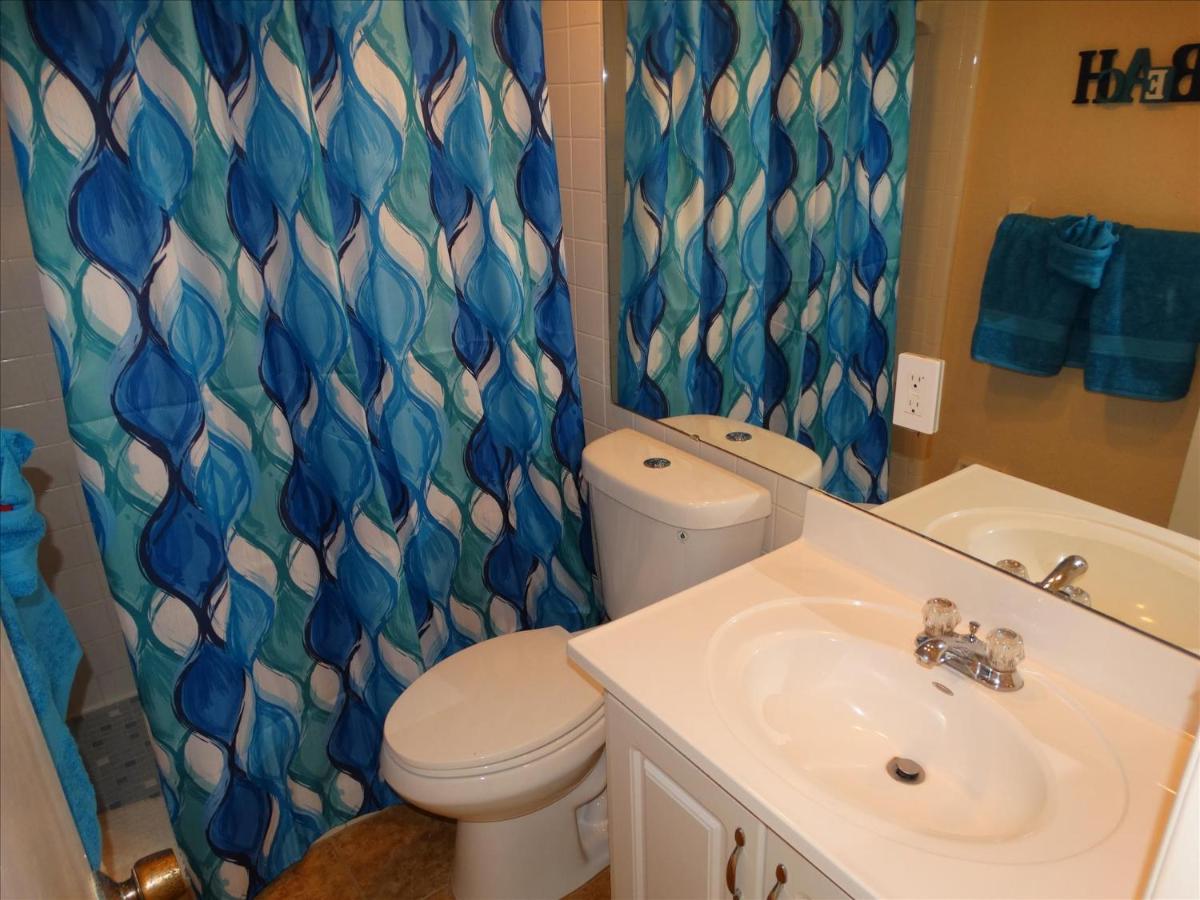 Spanish Main Unit 1- Direct Oceanfront Condo!