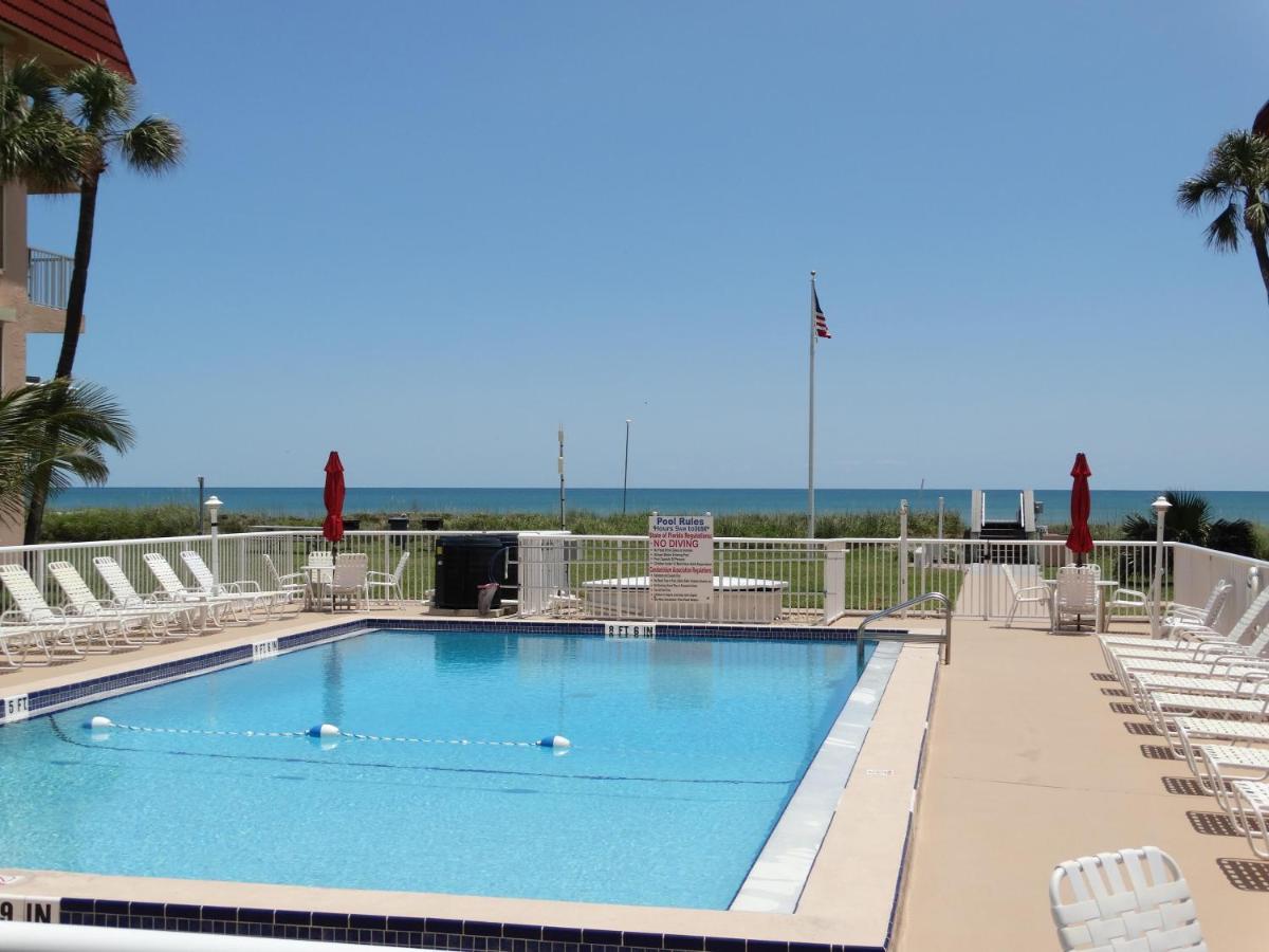Holiday home Spanish Main Unit 4- Direct Oceanfront Condo! Cocoa Beach