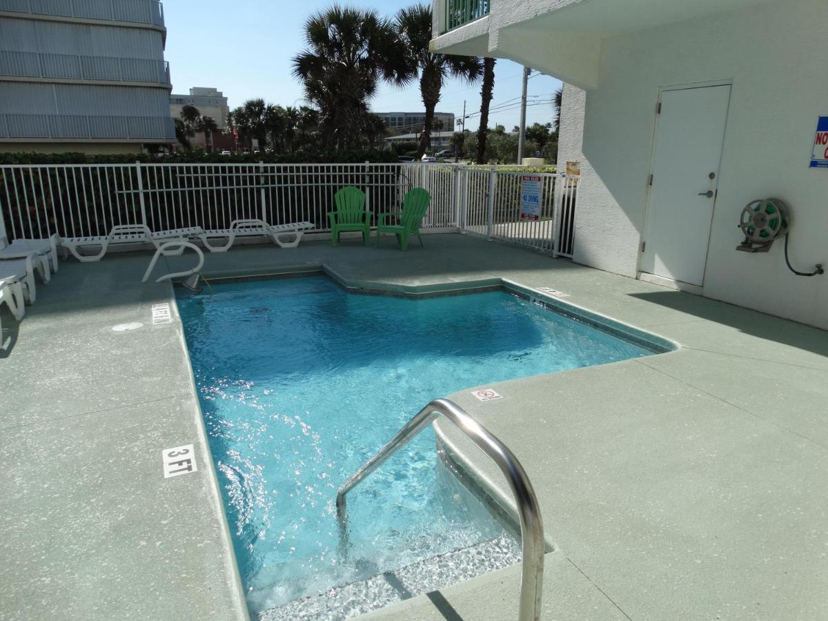 3800 Ocean Blvd Luxury 501- Direct Oceanfront Condo! Holiday home *