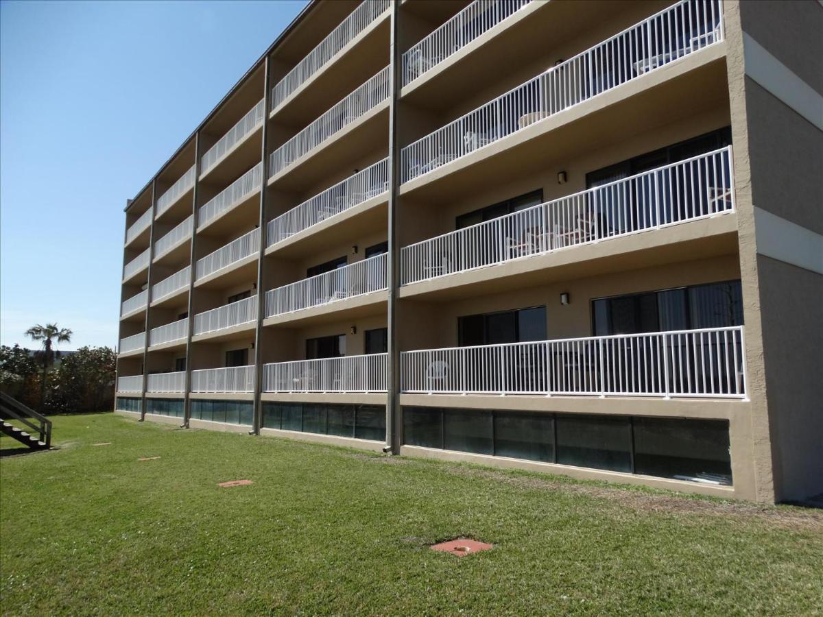Holiday home Boardwalk 201- Direct Oceanfront Condo! Cocoa Beach