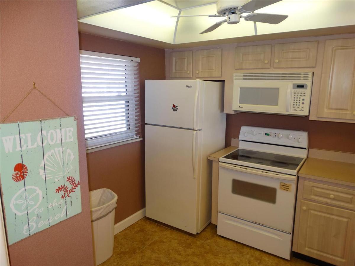 Holiday home Spanish Main Unit 1- Direct Oceanfront Condo! Cocoa Beach