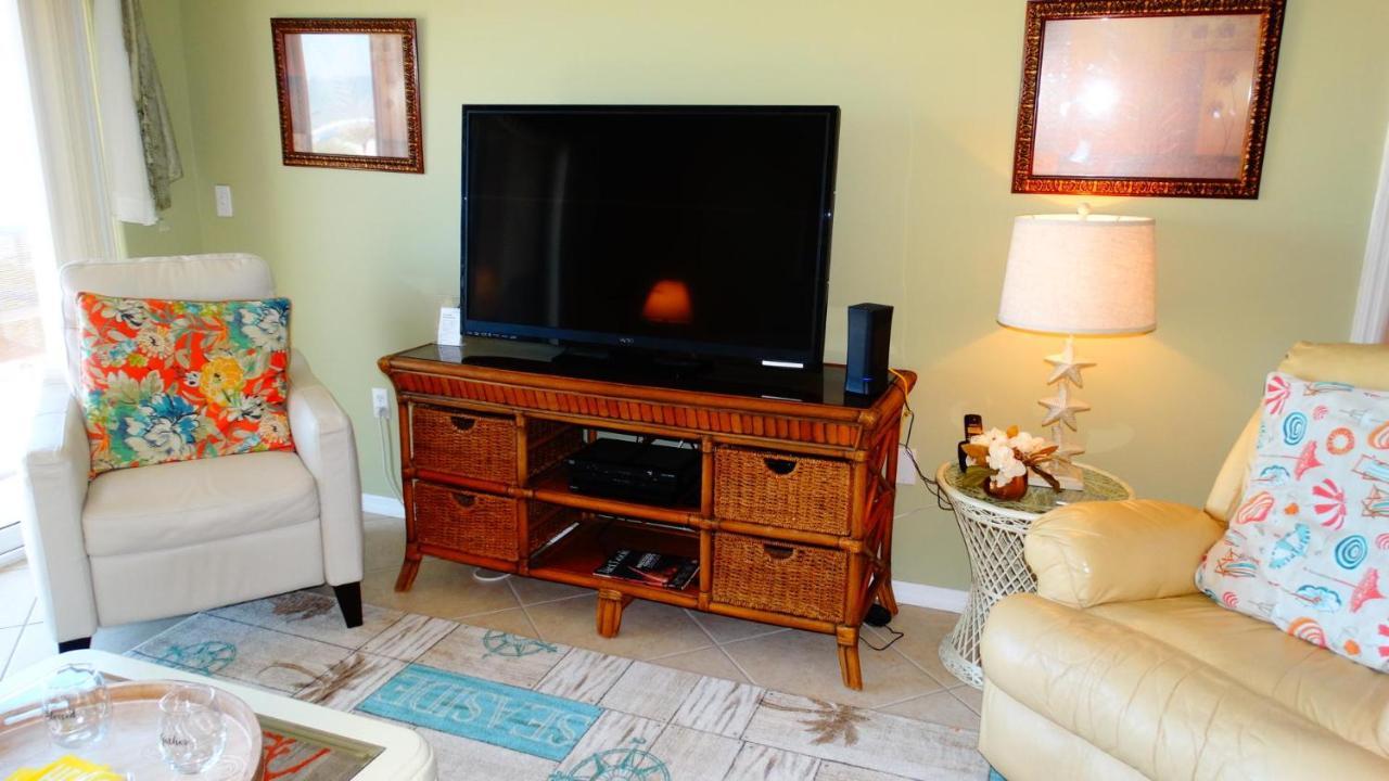 Holiday home Boardwalk 201- Direct Oceanfront Condo! Cocoa Beach