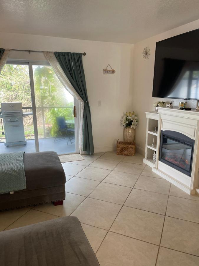 Bright And Beachy 2bed 1bath - Unit 210 Holiday home *