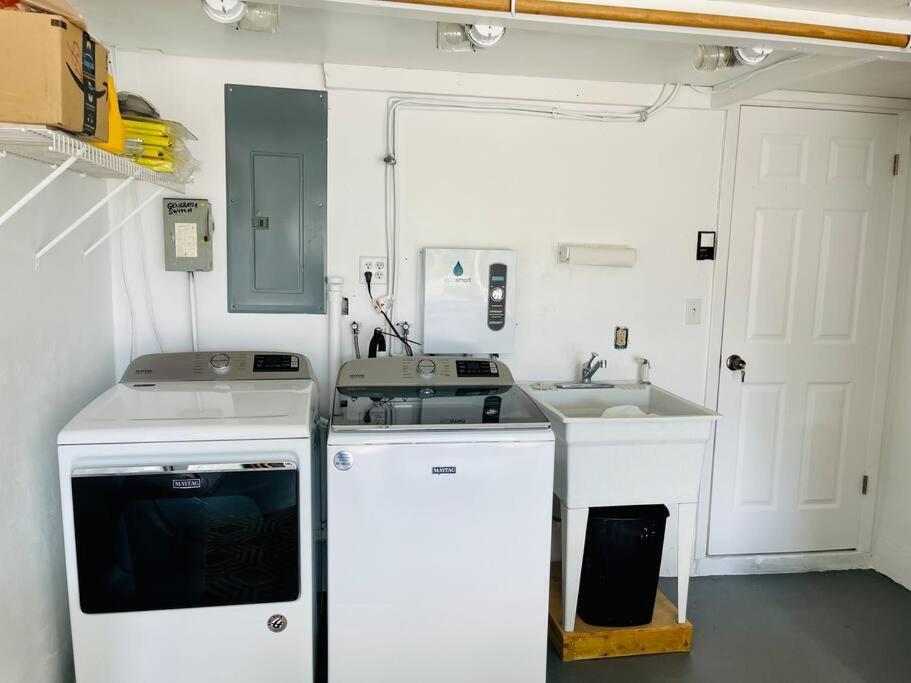 Holiday home Skipper's Landing - 4 Bedroom With Heated Pool Cocoa Beach