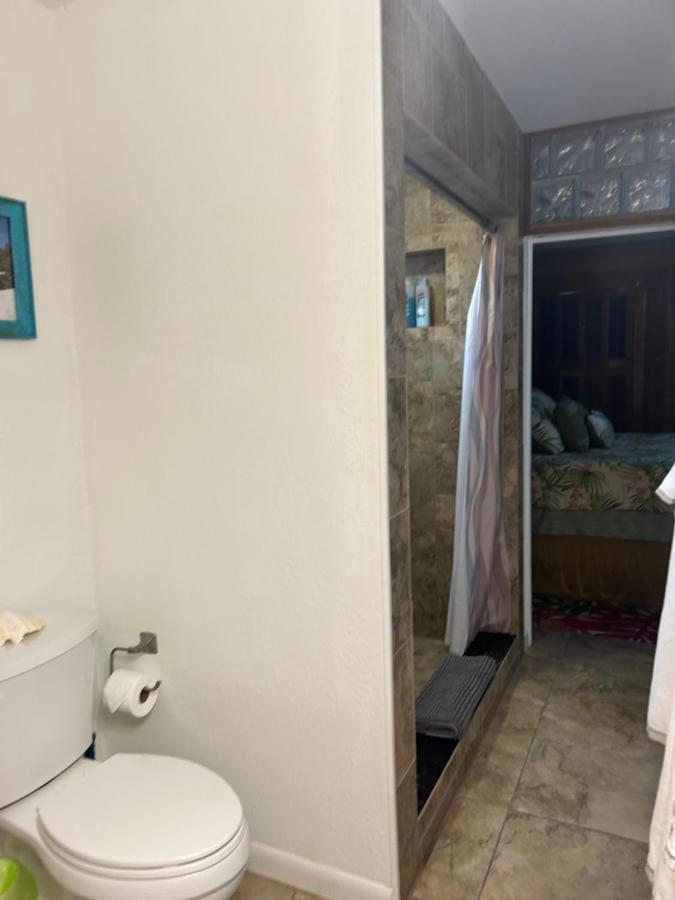 Ocean Breeze Bungalow Guest house