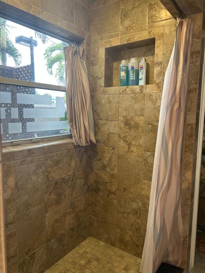 Guest house Ocean Breeze Bungalow *