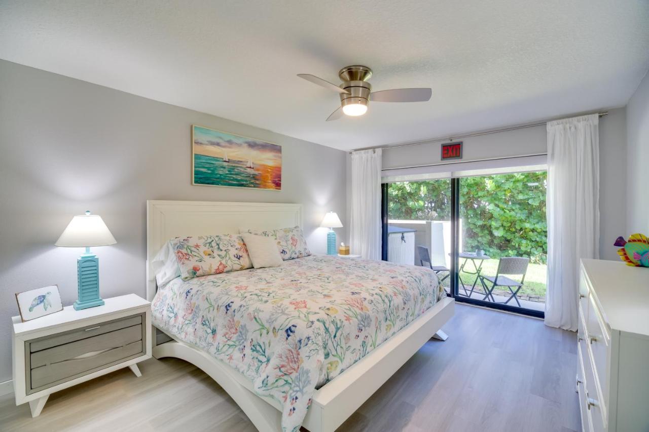 Cocoa With Community Pool And Hot Tub! *