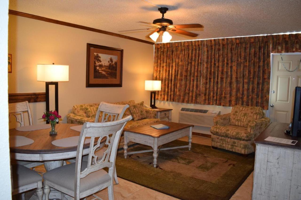 Ocean Landings & Racquet Club Hotel