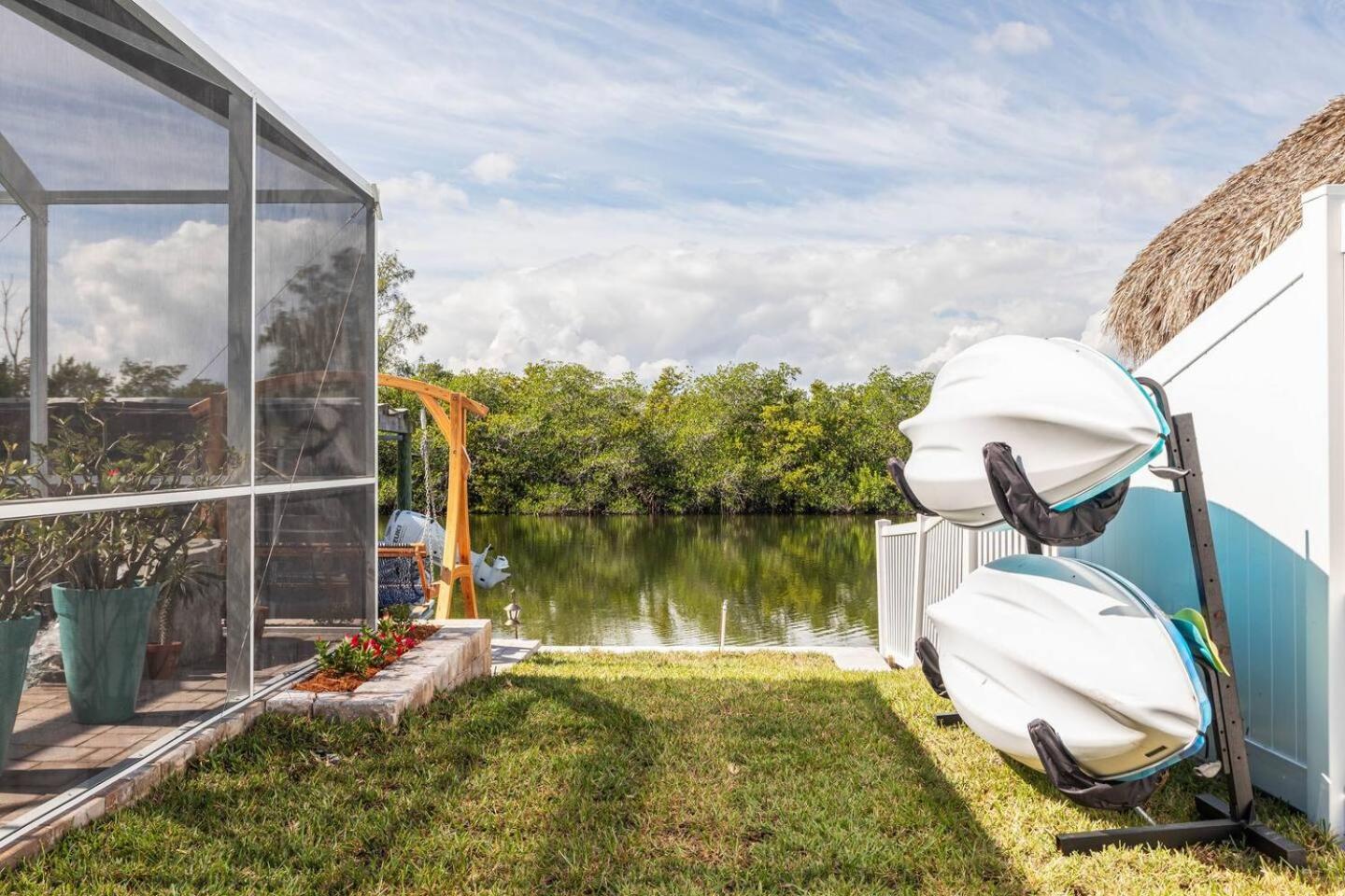 Holiday home The Pearl - Pool W Screen On Canal - Boat