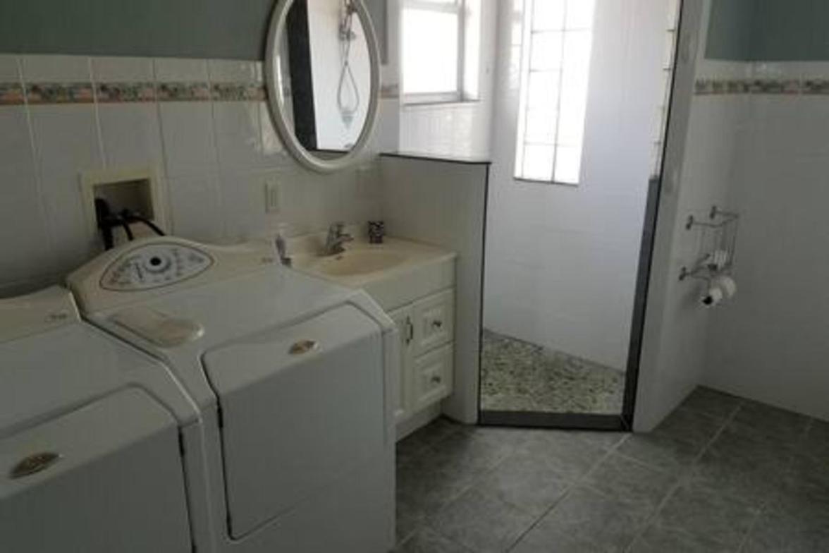 Large Oceanfront Wpool 8br Sleeps 24 Holiday home *