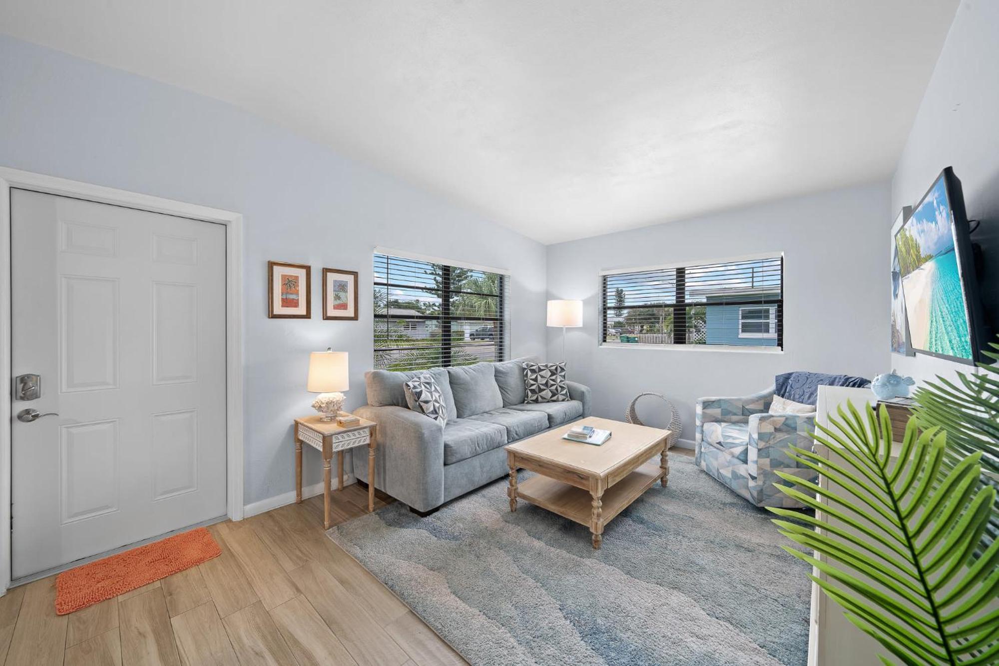 Apartment Downtown - Walk To The & Restaurants