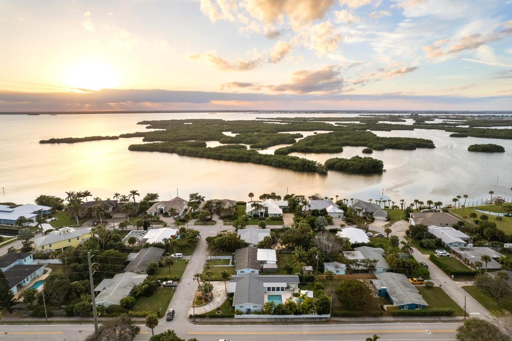 Skipper's Landing - 4 Bedroom With Heated Pool