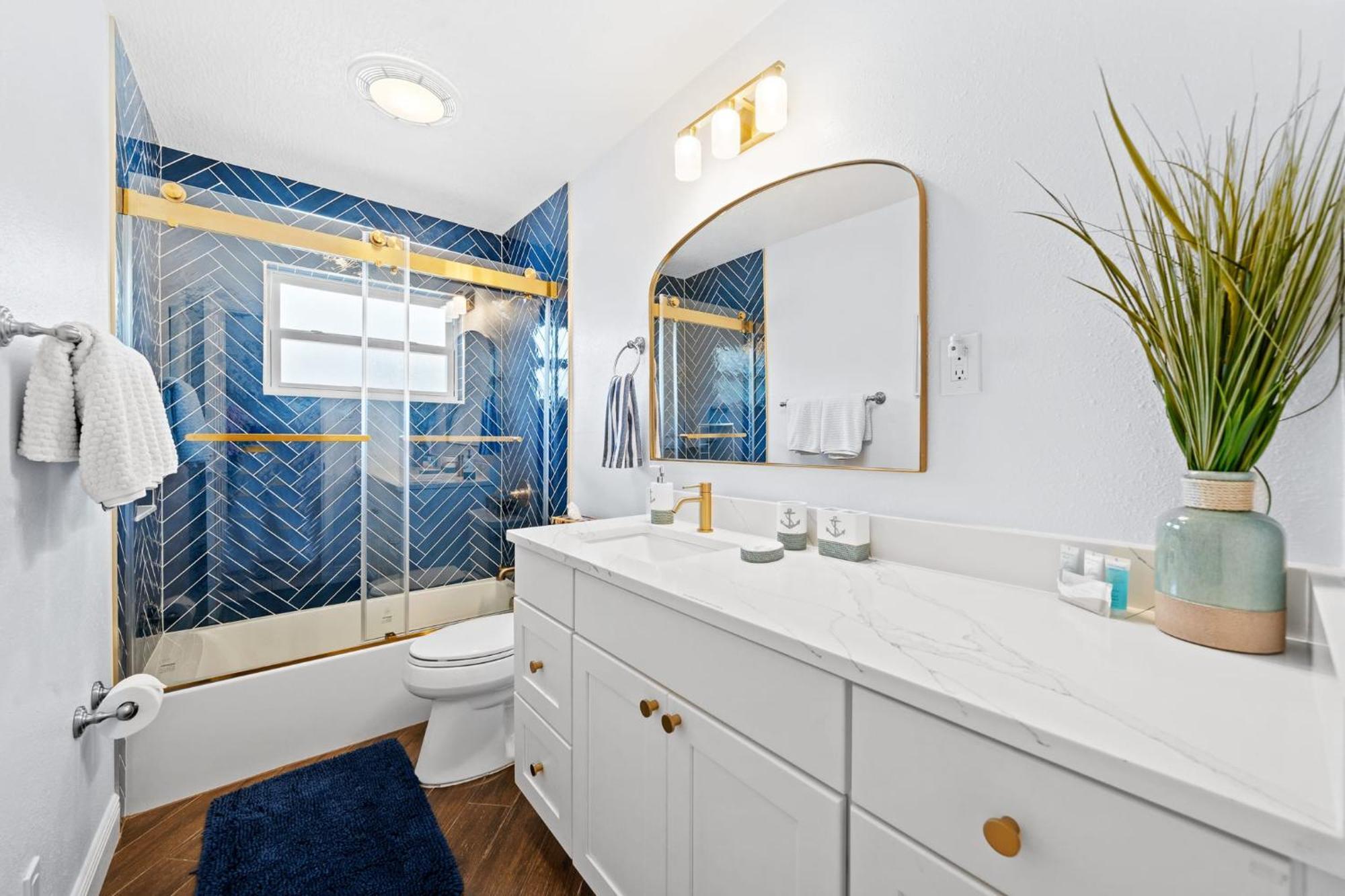 Skipper's Landing - 4 Bedroom With Heated Pool Holiday home *