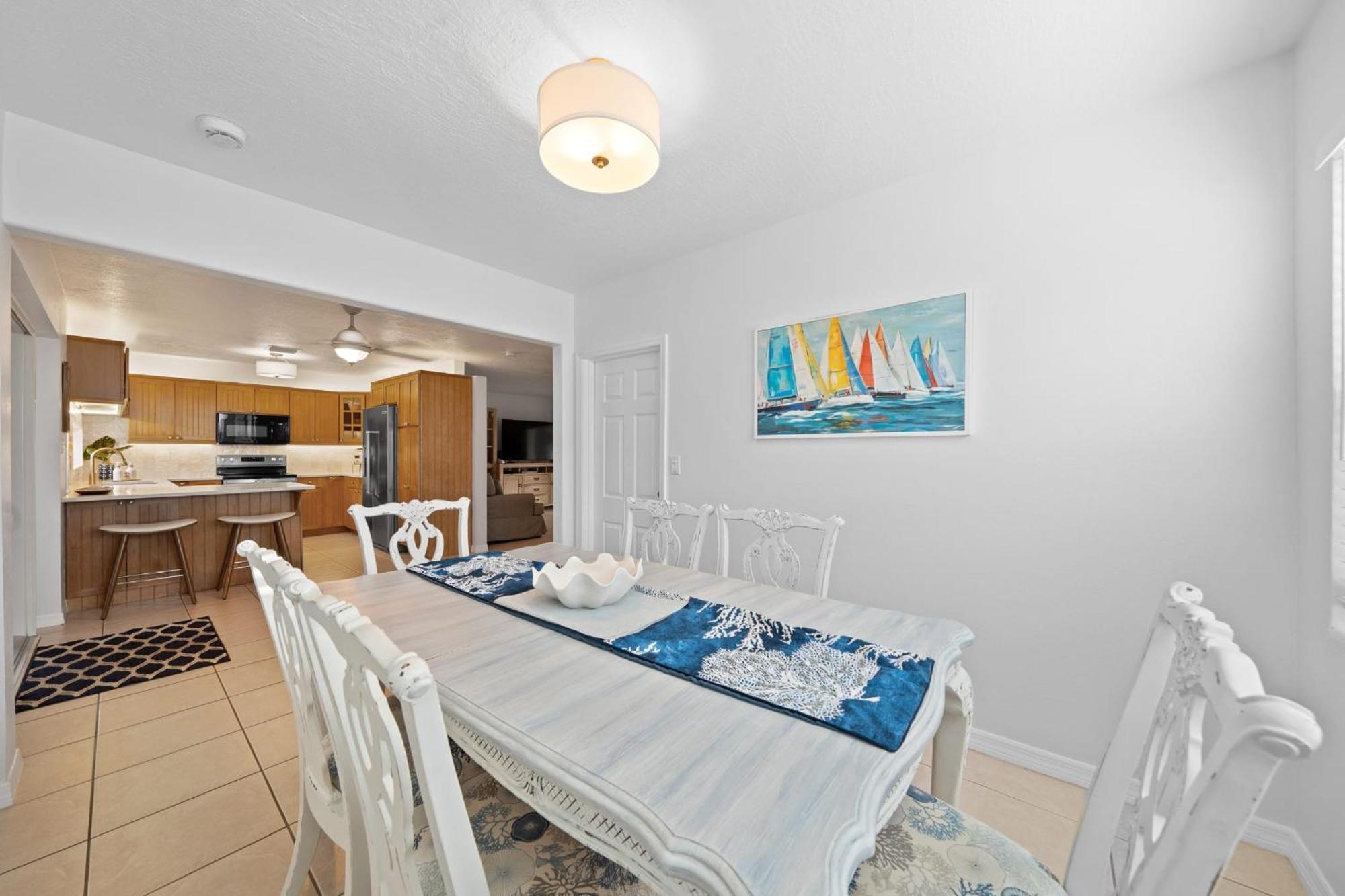 Holiday home Skipper's Landing - 4 Bedroom With Heated Pool