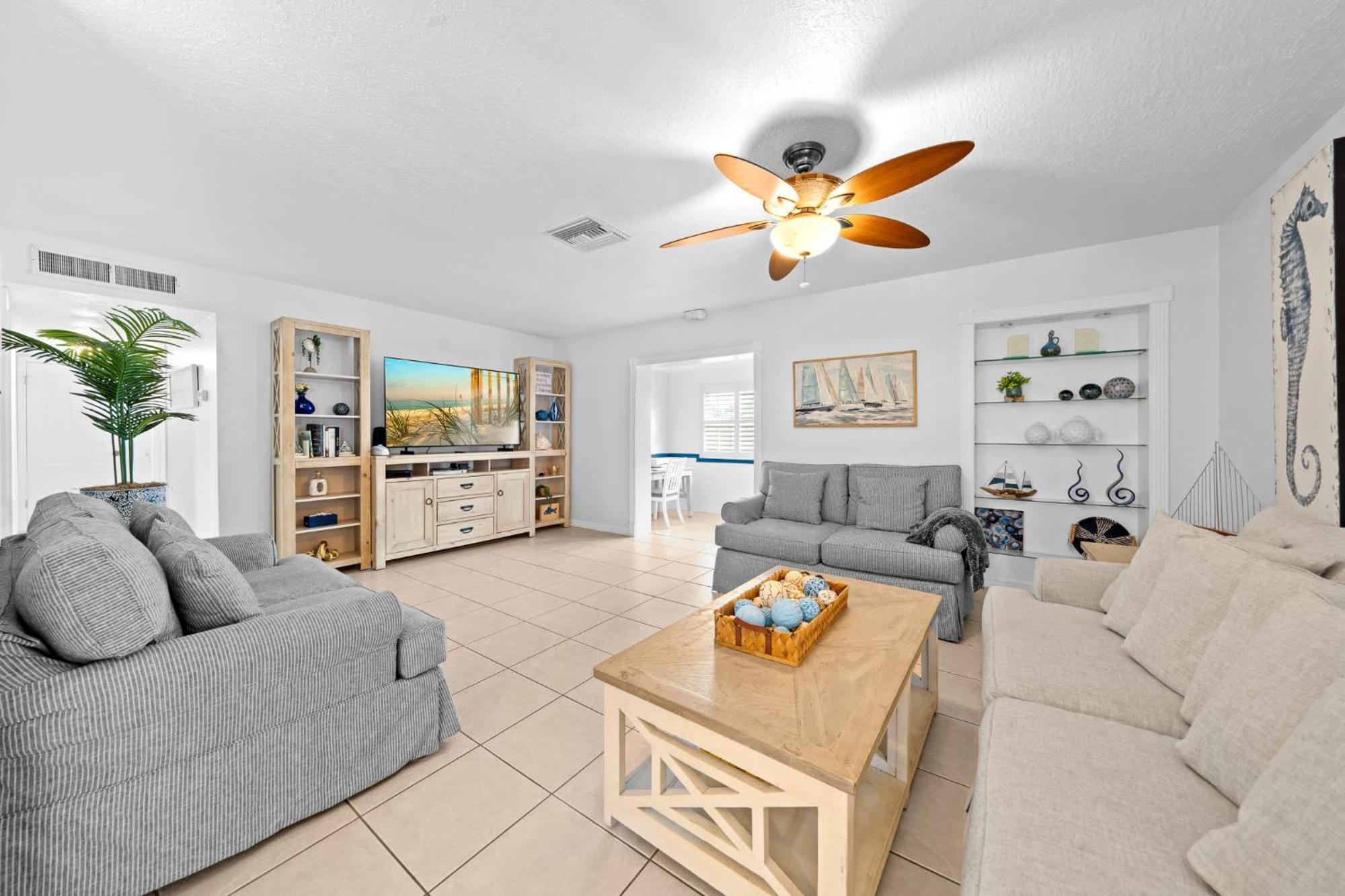 Skipper's Landing - 4 Bedroom With Heated Pool Holiday home