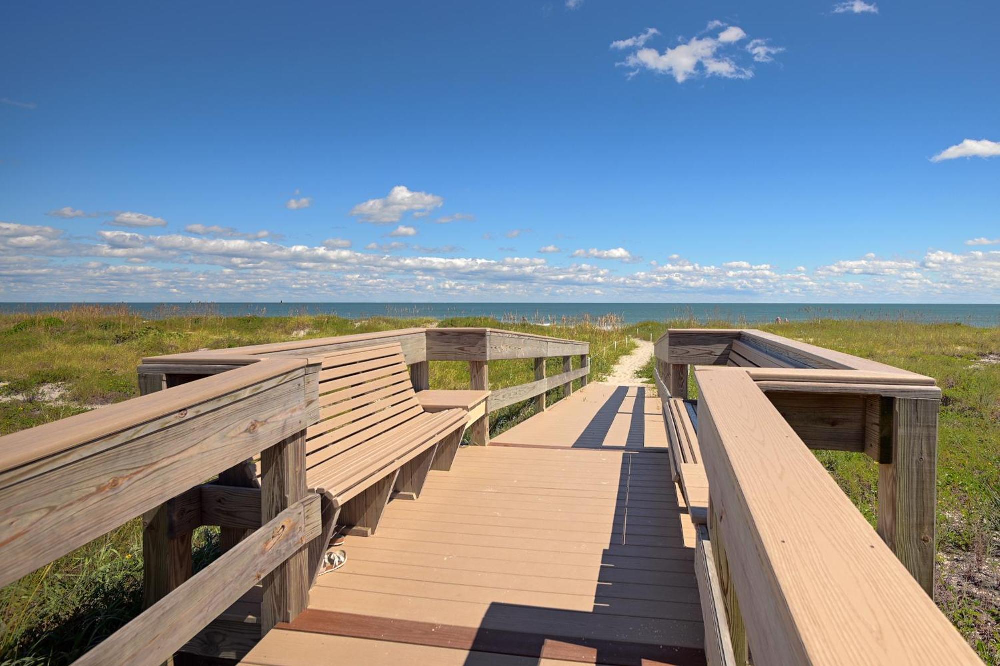 Fully Updated, Ground Floor, Poolside With Great Ocean View - Unit 49! *