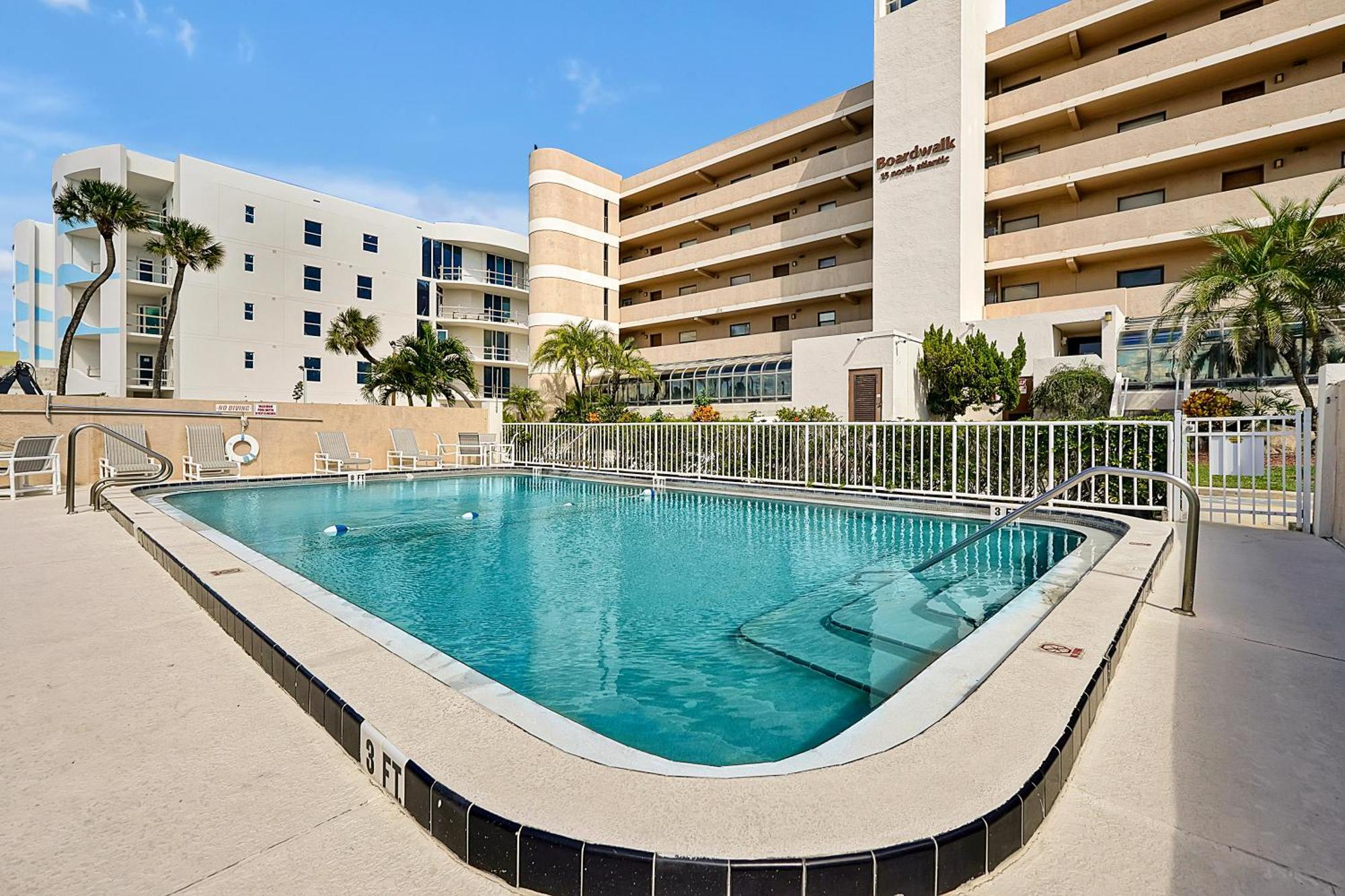 Direct Oceanfront With Amazing Views Near Cocoa Apartment *