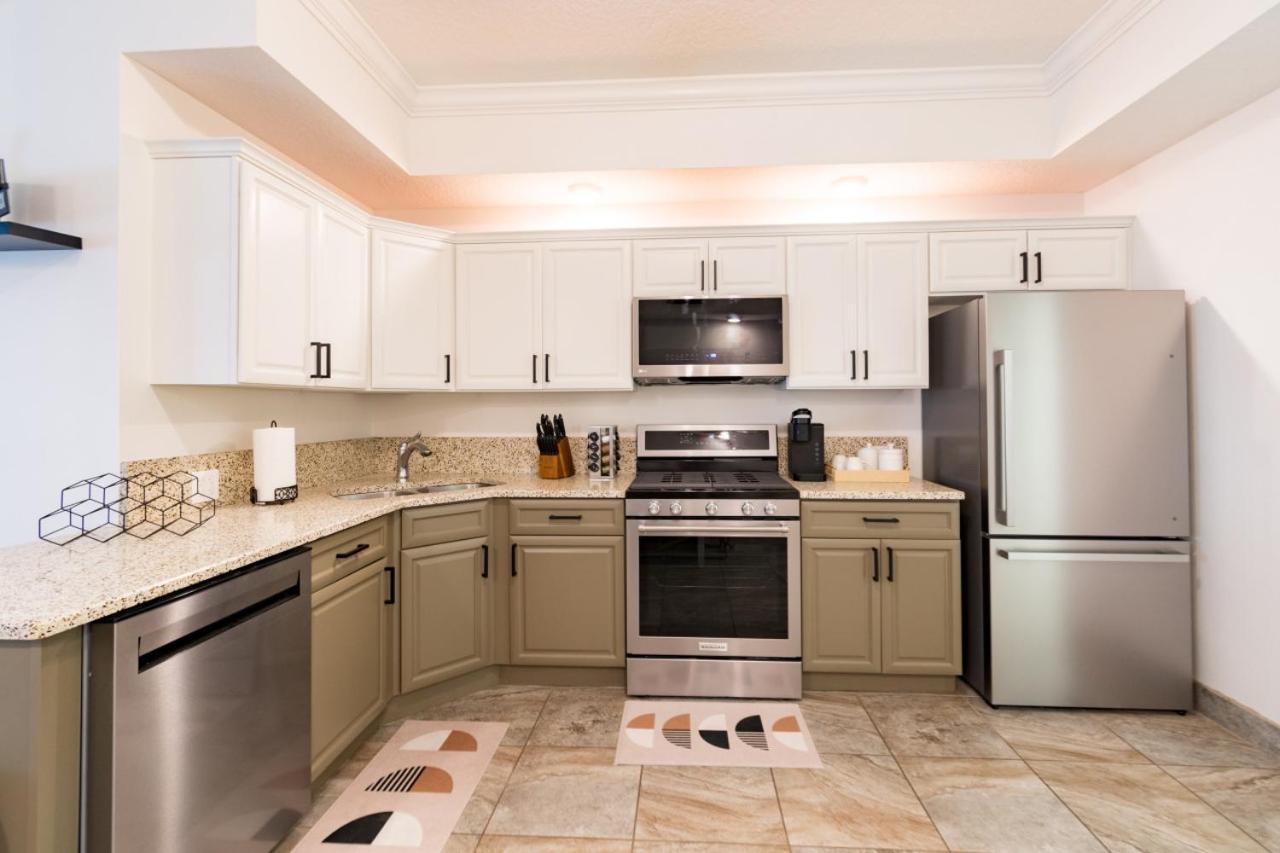Holiday home Luxury 2bd 2bth 5