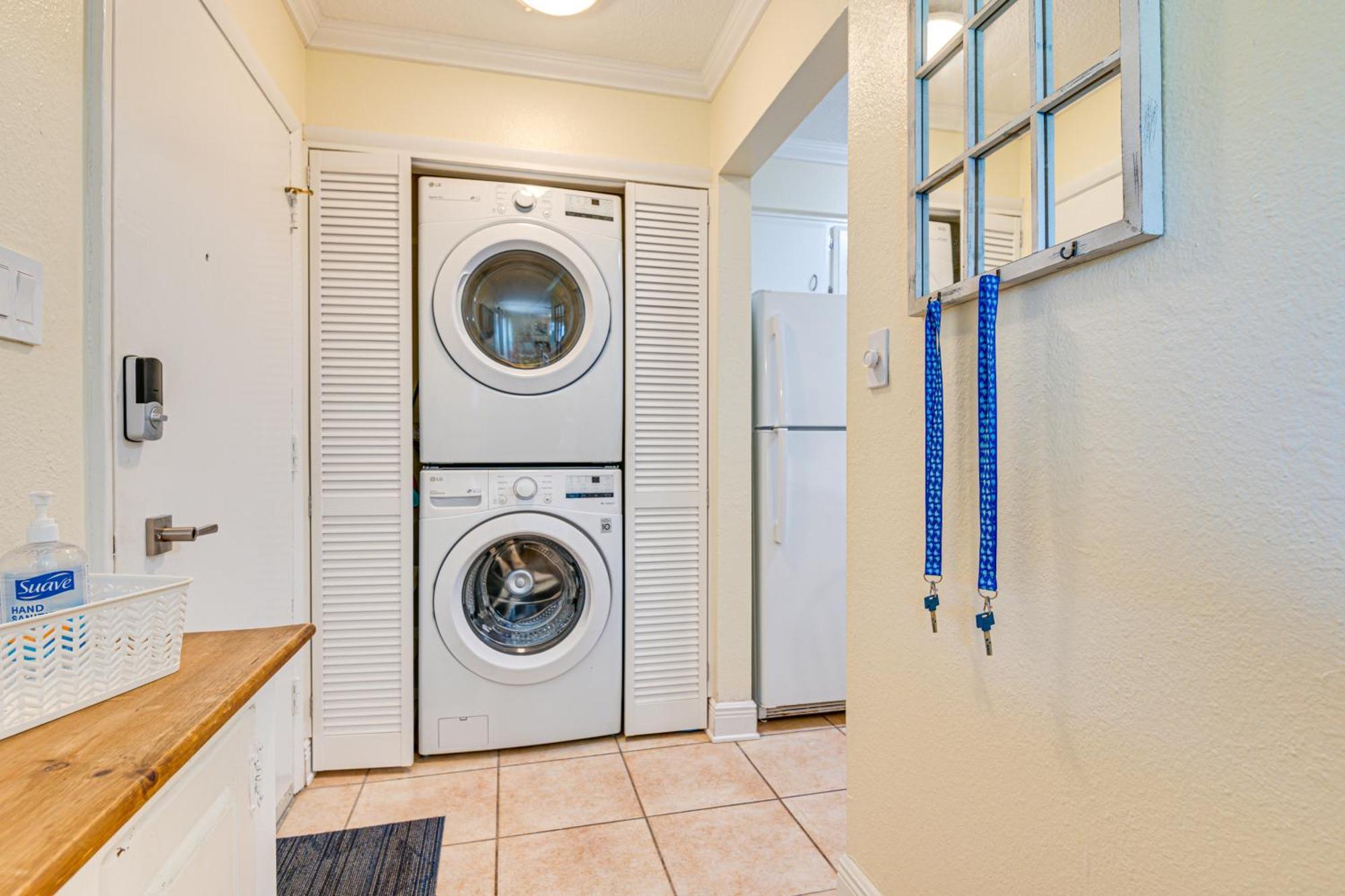 Apartment Cute Cocoa With Pool And Access! *