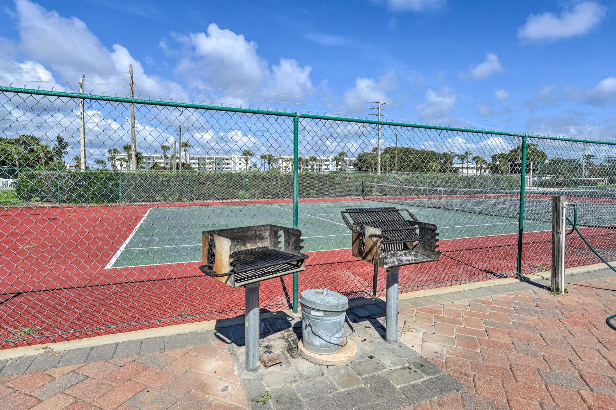 Cute Cocoa With Pool And Access! Apartment Cocoa Beach